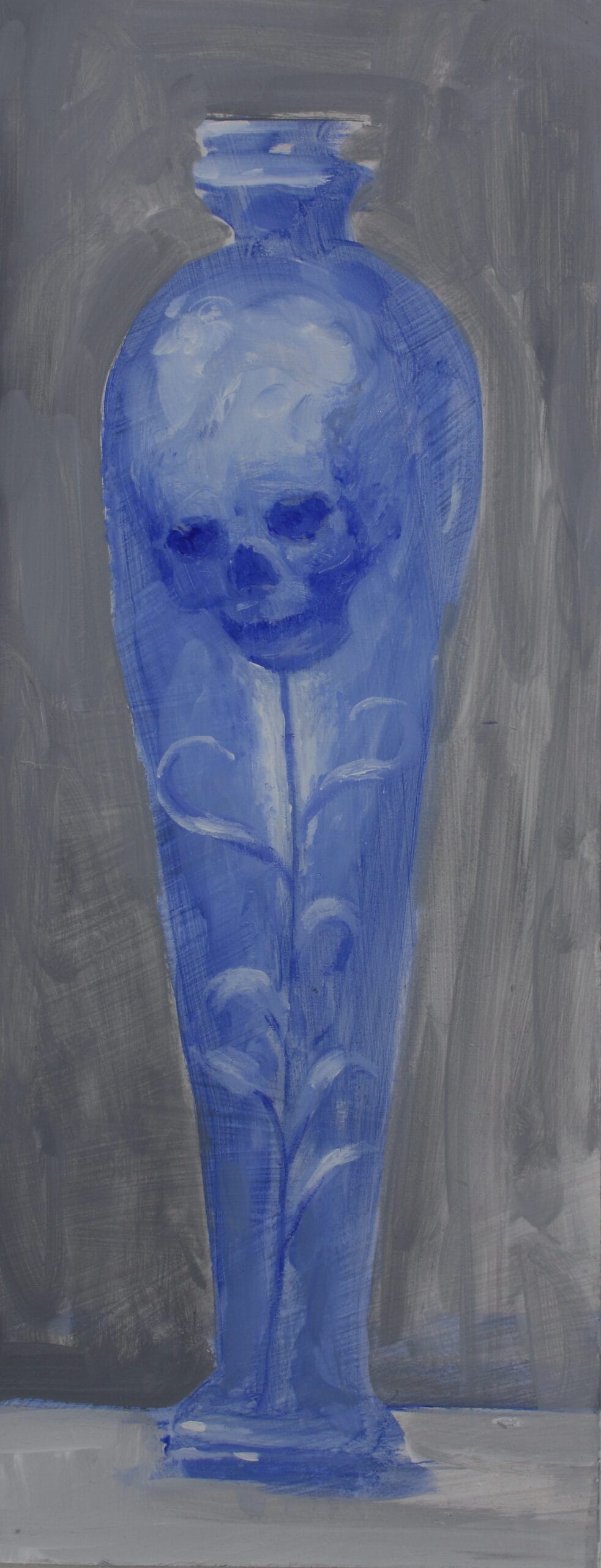 Sininen pääkallo maljakossa, harmaa tausta