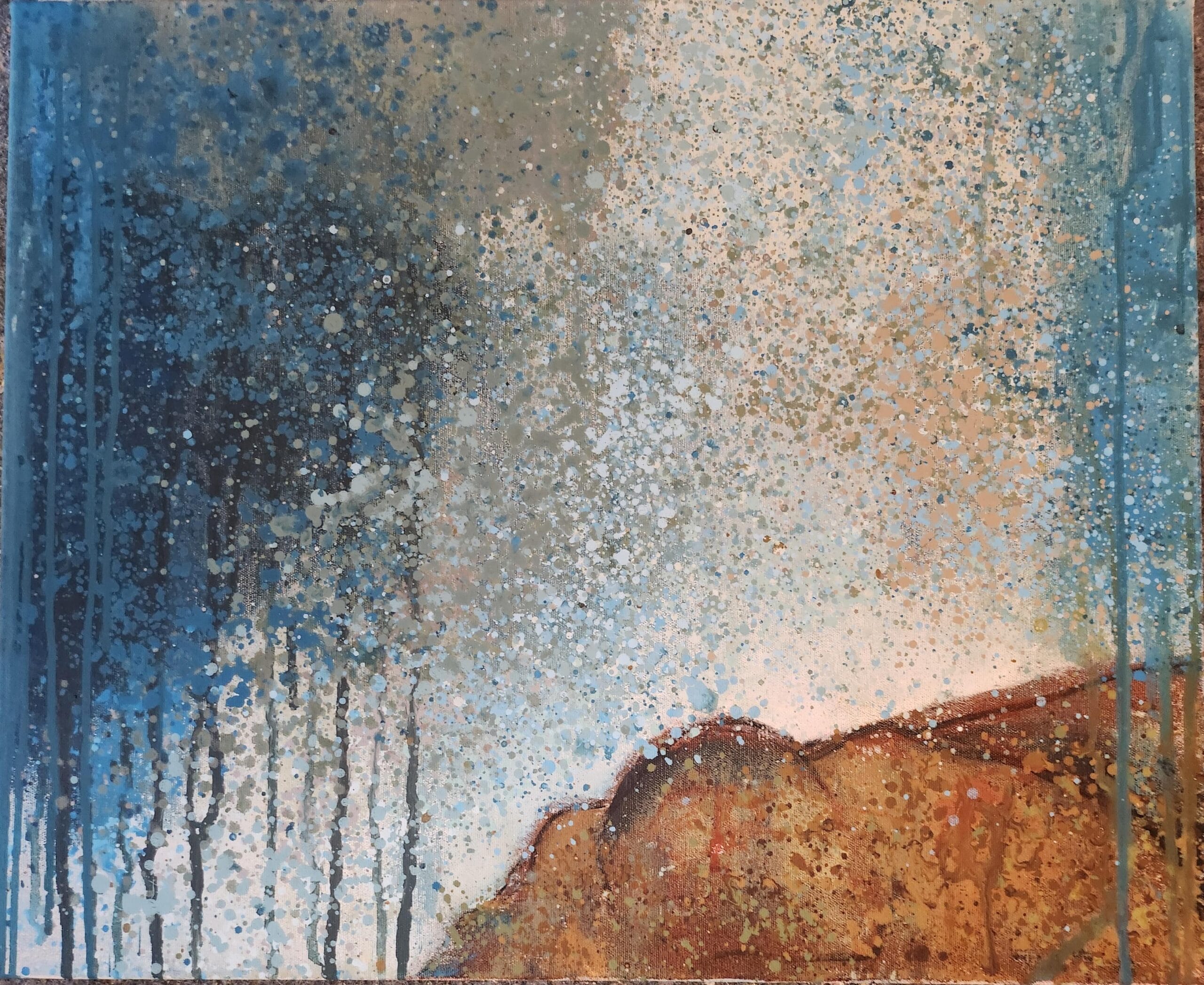 Abstrakti maalauksellinen taideteos sinisillä ja ruskeilla sävyillä.