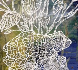 Abstrakti valkoinen puunrakennelma värikkäällä taustalla