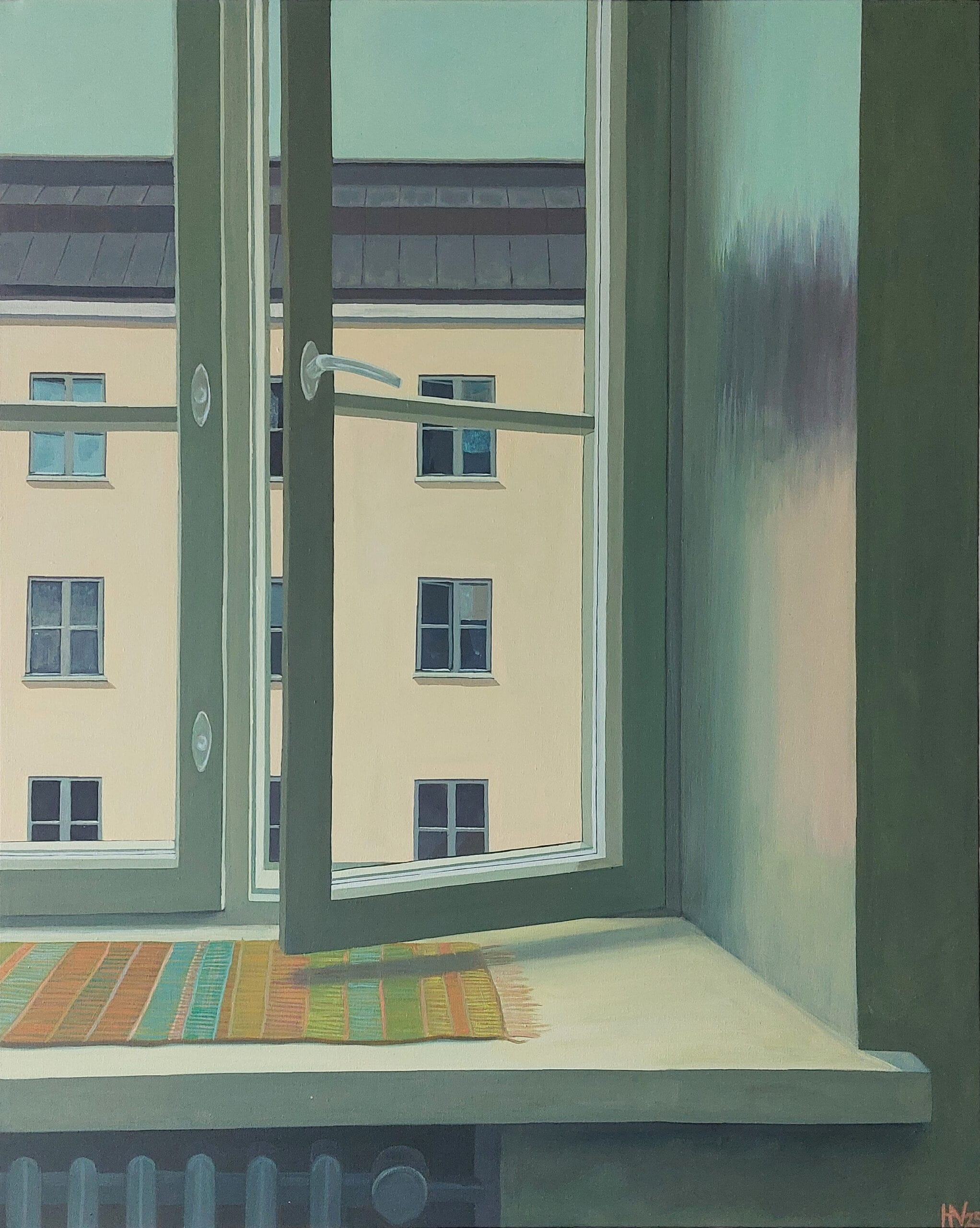 Avoin ikkuna ja rakennukset ulkona