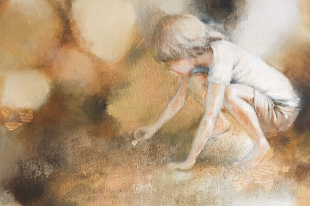 Maalaus lapsesta leikkimässä maassa